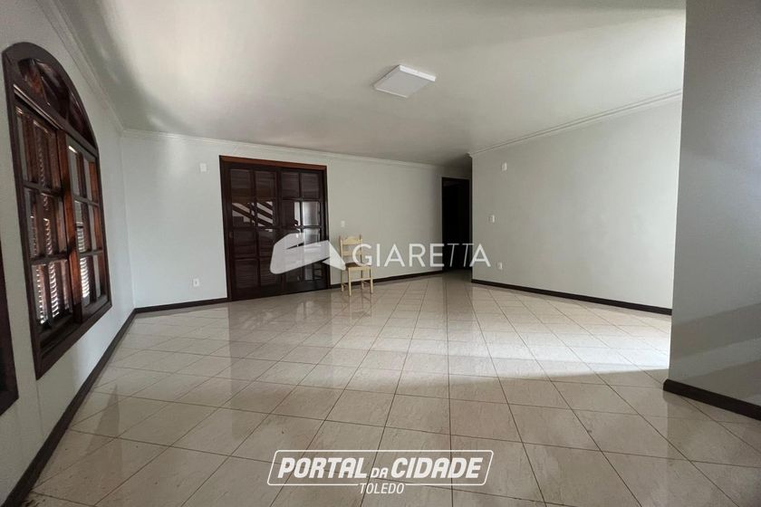 Casa &agrave; venda - 428m&sup2; - VILA INDUSTRIAL