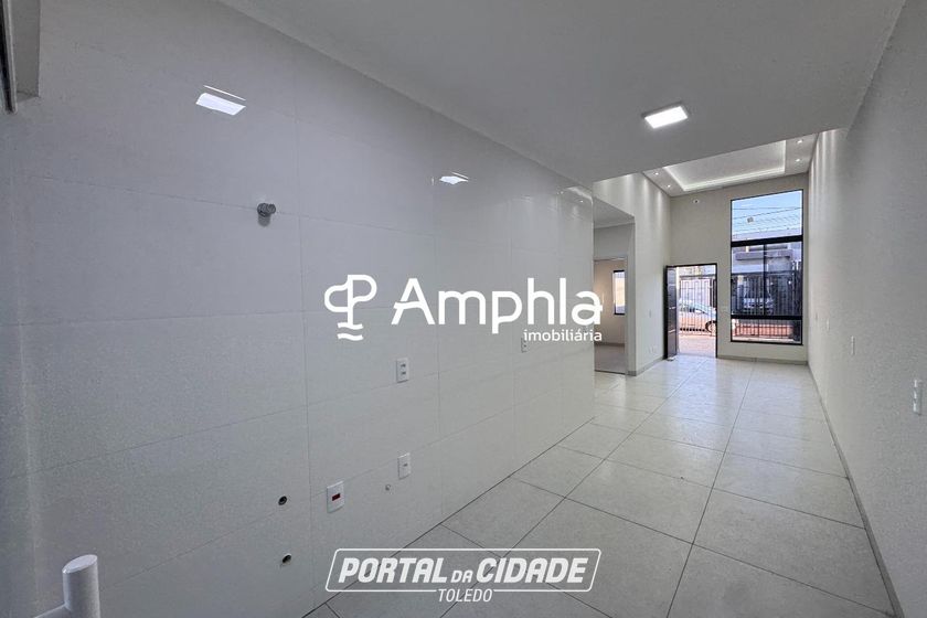 Casa &agrave; venda - 60m&sup2; - Esmeralda