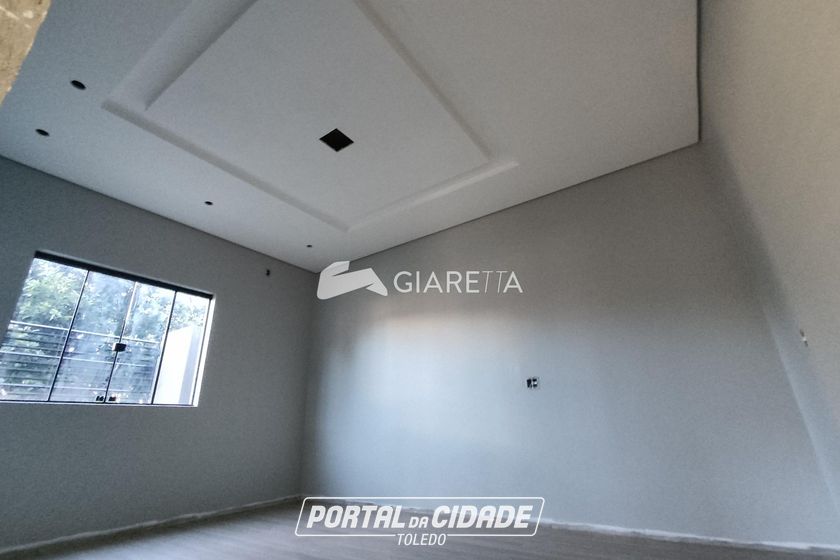 Casa &agrave; venda - 206m&sup2; - JARDIM GISELA