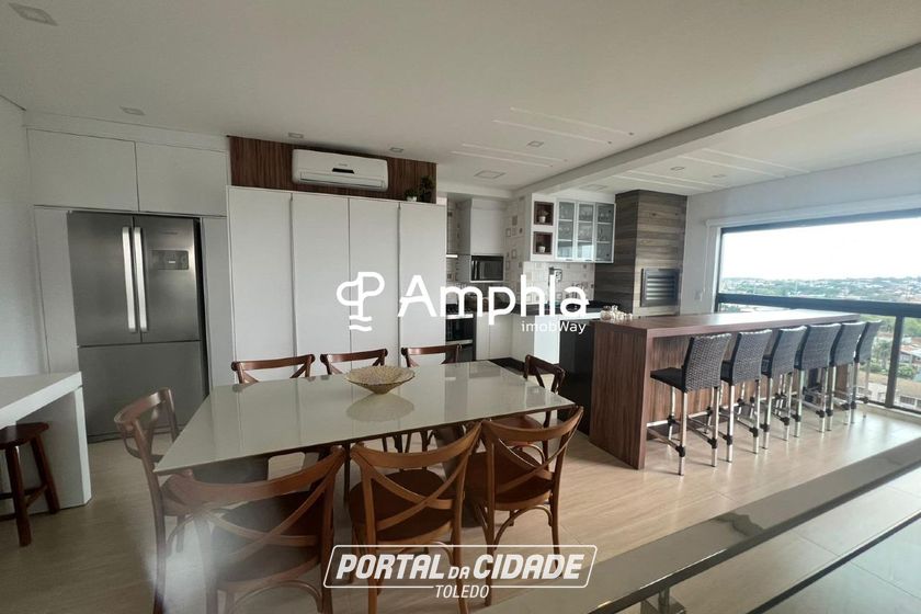 Apartamento &agrave; venda - 220m&sup2; - Centro