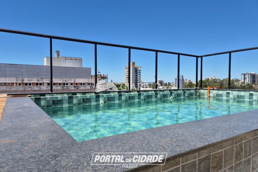Apartamento &agrave; venda - 175m&sup2; - CENTRO