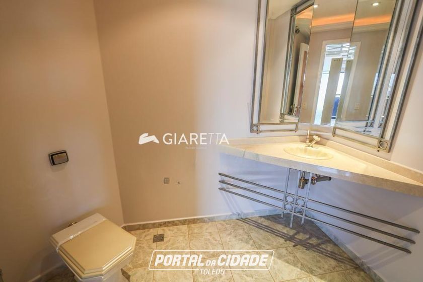 Apartamento &agrave; venda - 307m&sup2; - CENTRO