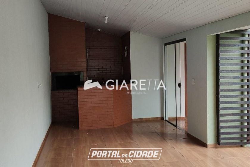 Casa para alugar - 180m&sup2; - JARDIM PANCERA