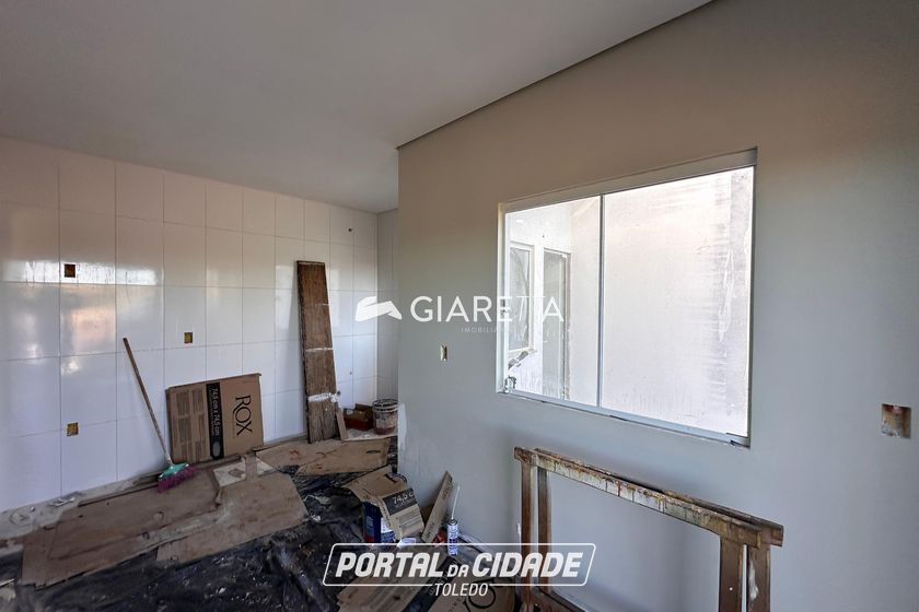 Casa &agrave; venda - 43m&sup2; - JARDIM COOPAGRO