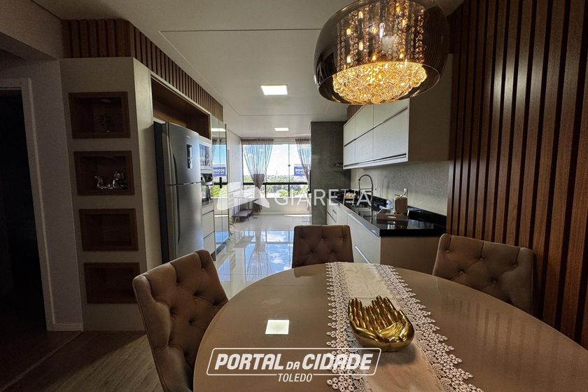 Apartamento para alugar - 103m&sup2; - CENTRO