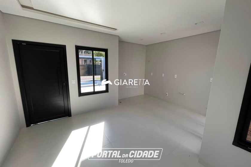 Casa &agrave; venda - 85m&sup2; - JARDIM PARIZOTTO
