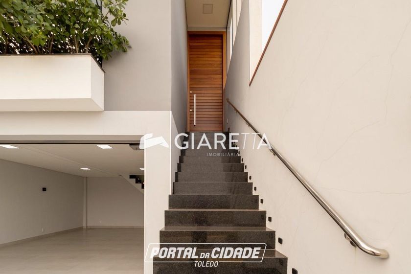 Sobrado &agrave; venda - 166m&sup2; - CENTRO