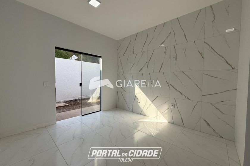 Casa &agrave; venda - 58m&sup2; - JARDIM COOPAGRO