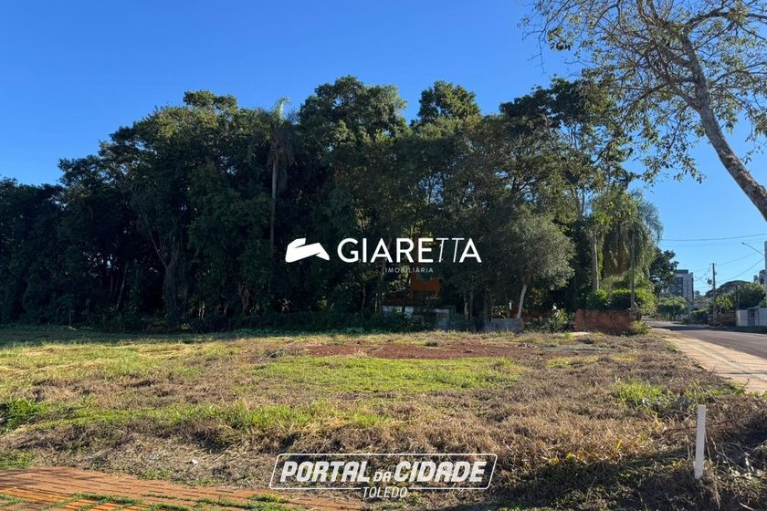 Terreno &agrave; venda - 370m&sup2; - JARDIM PANCERA