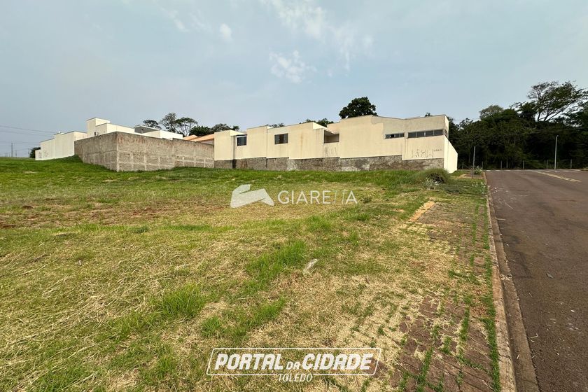 Terreno &agrave; venda - 353m&sup2; - JARDIM S&Atilde;O FRANCISCO
