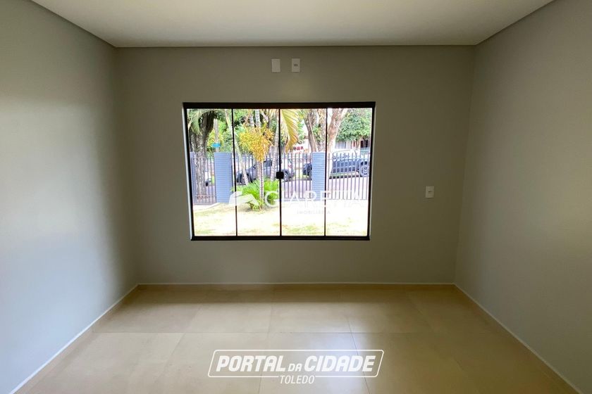 Casa &agrave; venda - 121m&sup2; - JARDIM PANCERA