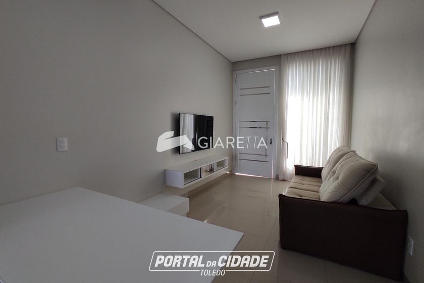 Casa para alugar - 105m&sup2; - JARDIM PANCERA