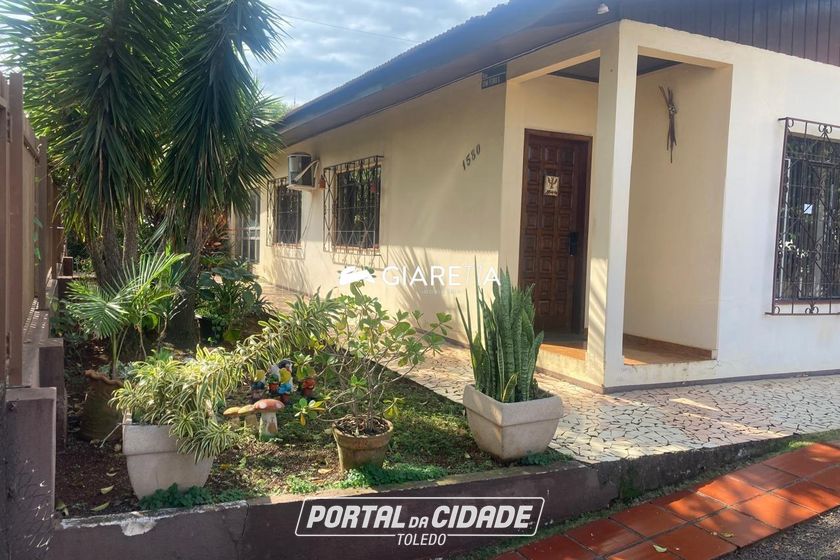 Casa para alugar - 141m&sup2; - CENTRO