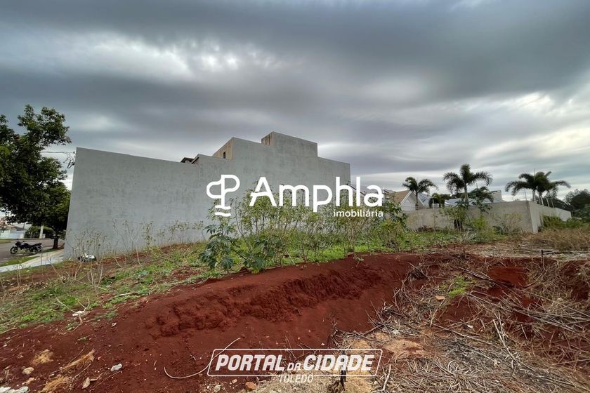 Terreno &agrave; venda - 350m&sup2; - Vila Ga&uacute;cha