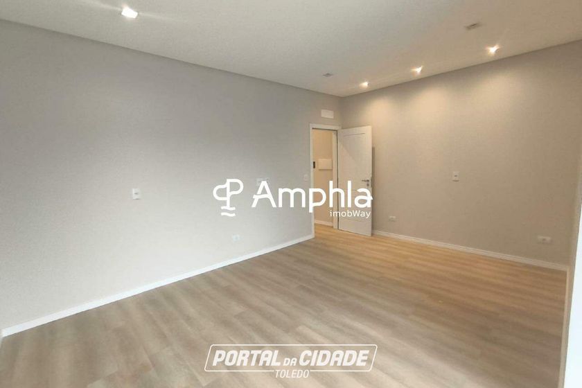 Sobrado &agrave; venda - 306m&sup2; - Maria Luiza