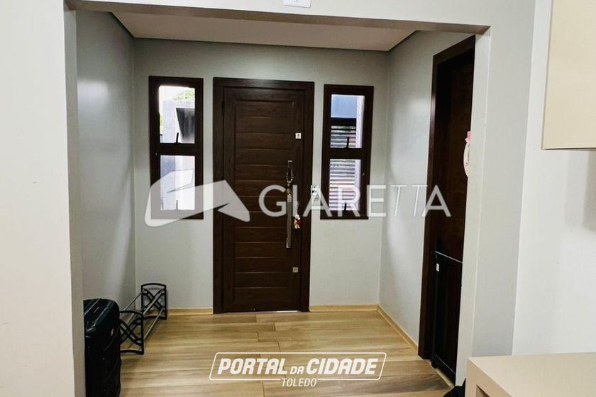 Sobrado &agrave; venda - 255m&sup2; - JARDIM LA SALLE