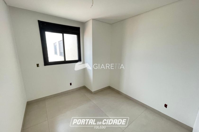 Apartamento para alugar - 111m&sup2; - CENTRO