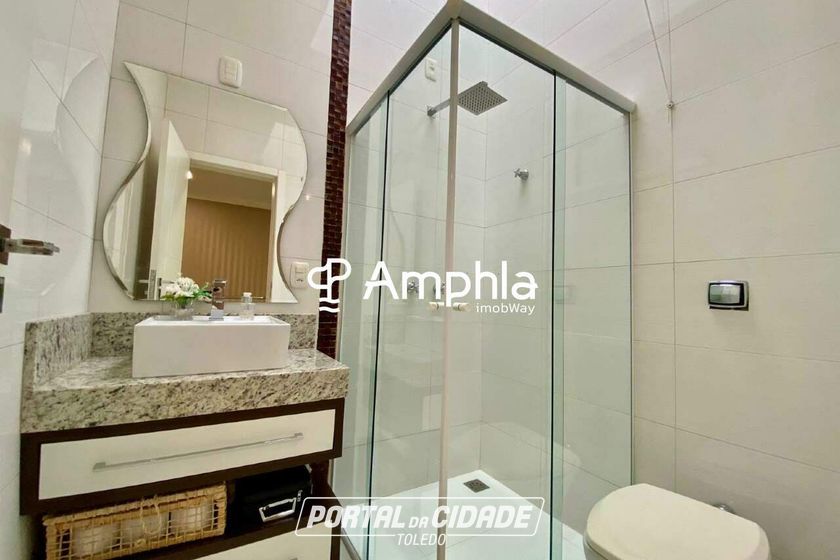 Sobrado &agrave; venda - 173m&sup2; - Recanto Tropical