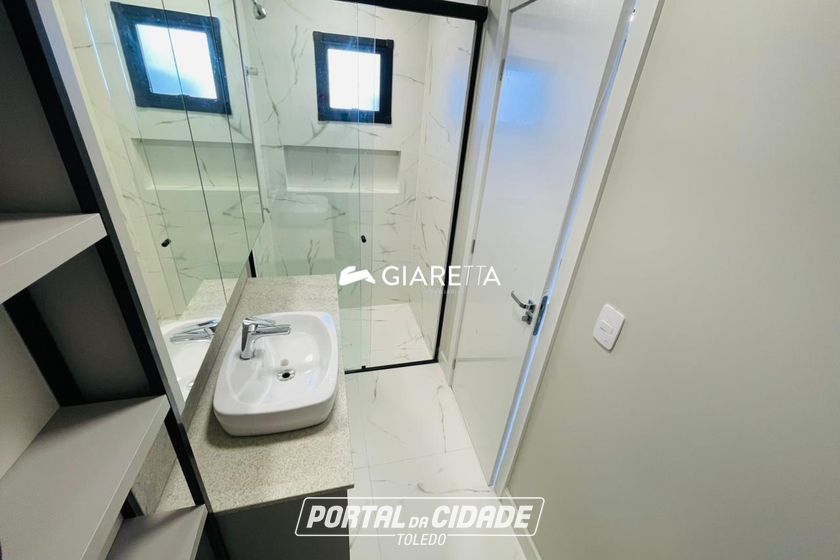 Apartamento para alugar - 85m&sup2; - CENTRO