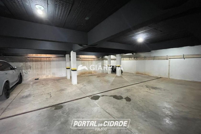 Apartamento para alugar - 100m&sup2; - CENTRO