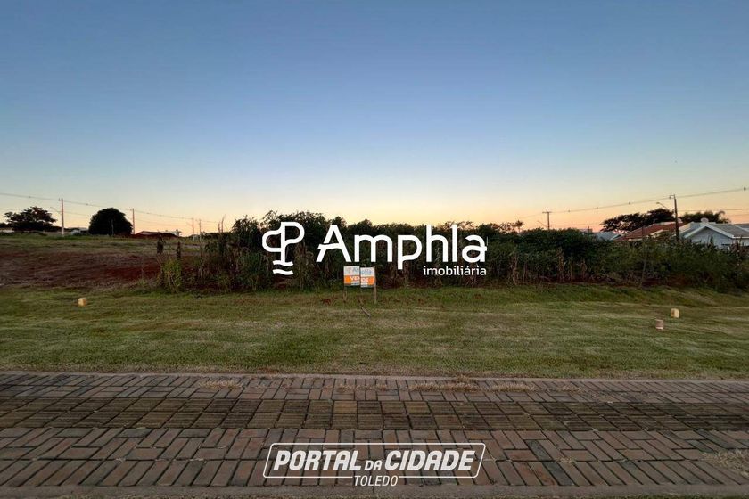 Terreno &agrave; venda - 448m&sup2; - Ana Paula