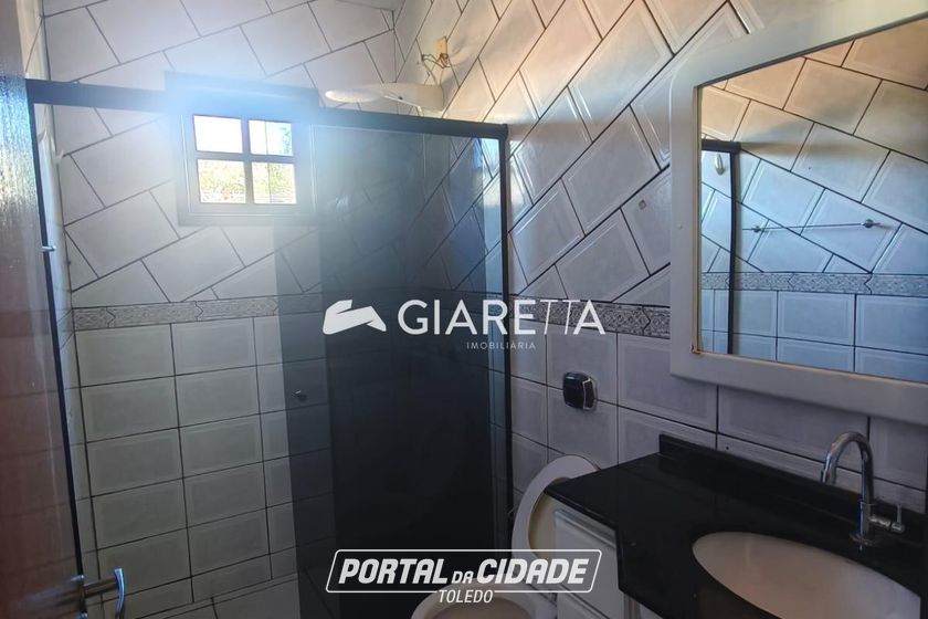Casa para alugar - 120m&sup2; - JARDIM GISELA