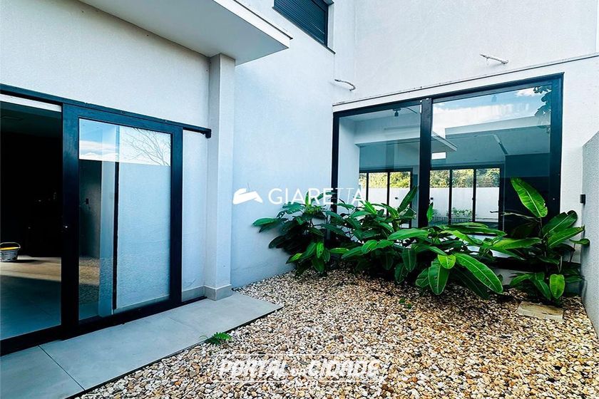 Sobrado &agrave; venda - 245m&sup2; - VILA INDUSTRIAL