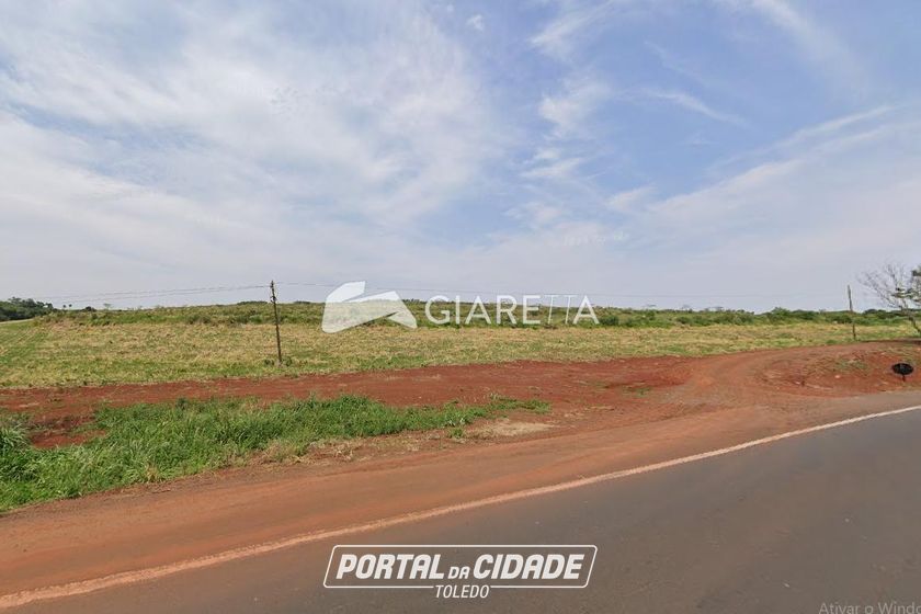 Ch&aacute;cara &agrave; venda - 119000m&sup2; - ZONA RURAL