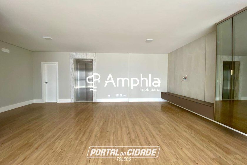 Apartamento &agrave; venda - 204m&sup2; - Centro