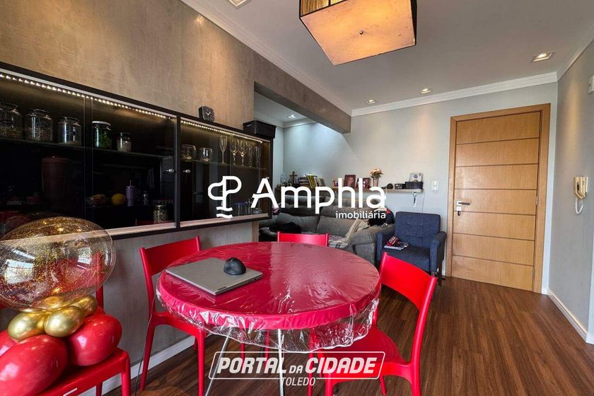 Apartamento &agrave; venda - 60m&sup2; - Centro