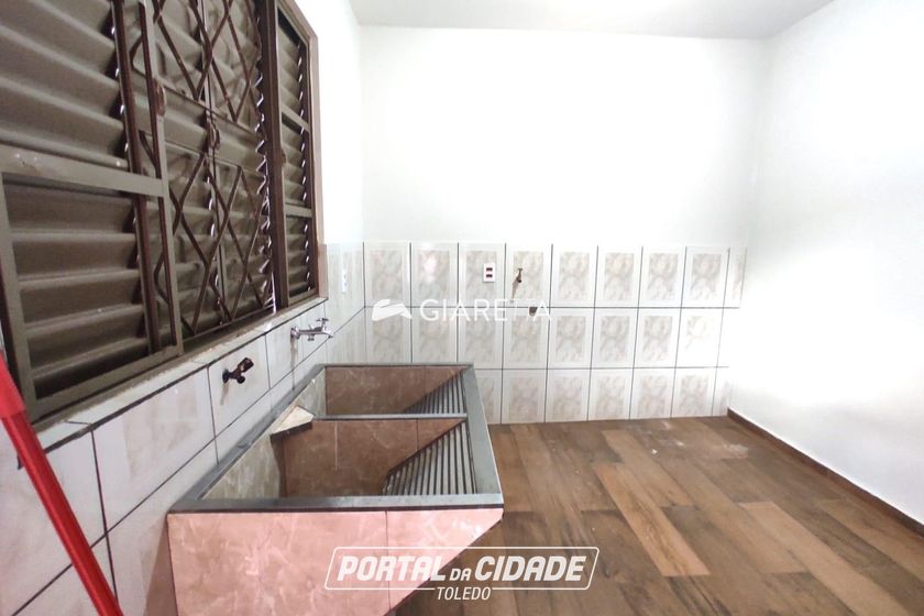 Casa para alugar - 167m&sup2; - JARDIM PANCERA