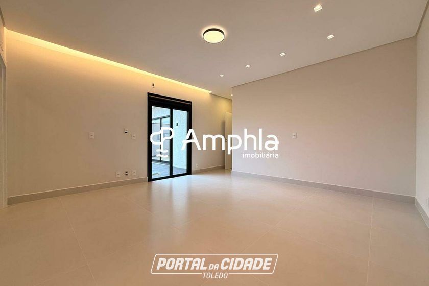 Casa &agrave; venda - 180m&sup2; - Recanto Tropical