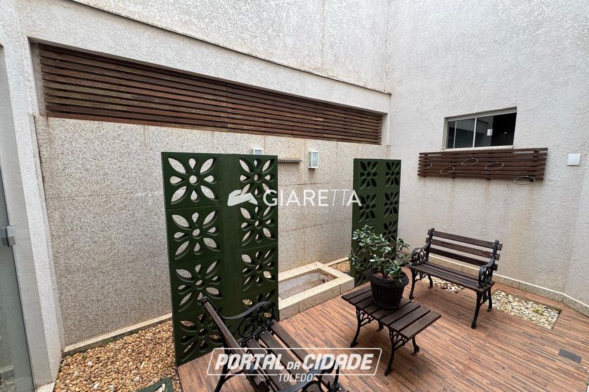 Sobrado para alugar - 322m&sup2; - JARDIM LA SALLE