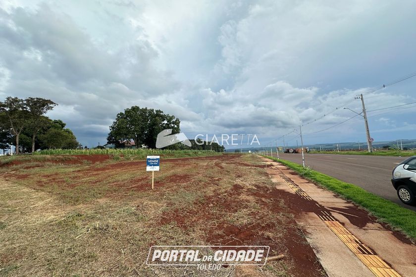 Terreno &agrave; venda - 388m&sup2; - VILA BECKER