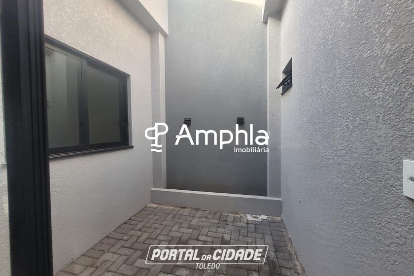 Casa &agrave; venda - 100m&sup2; - Santa Felicidade