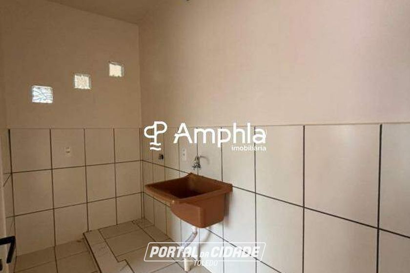 Casa &agrave; venda - 100m&sup2; - Jardim Gisela