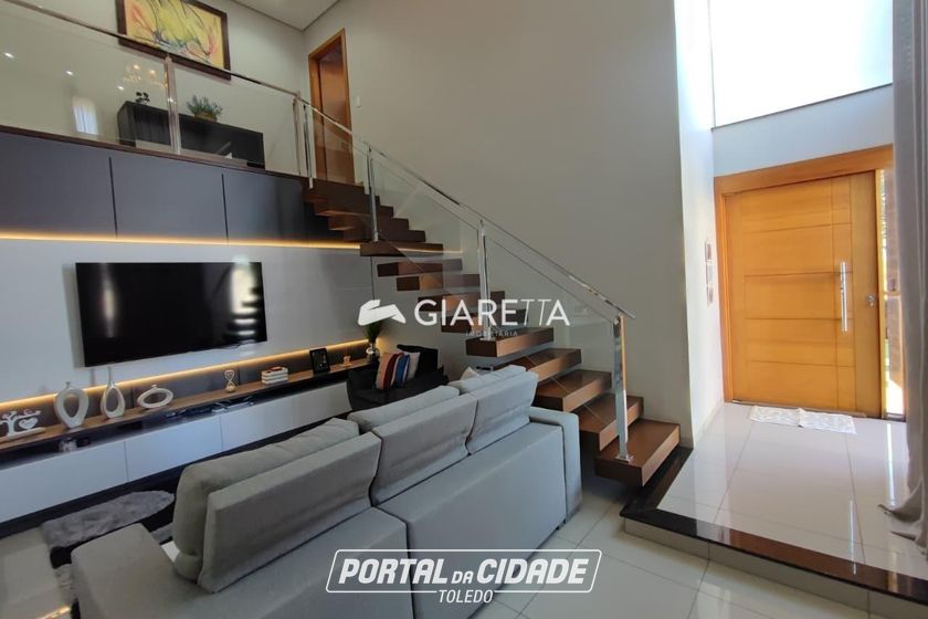 Sobrado &agrave; venda - 180m&sup2; - JARDIM TOCANTINS