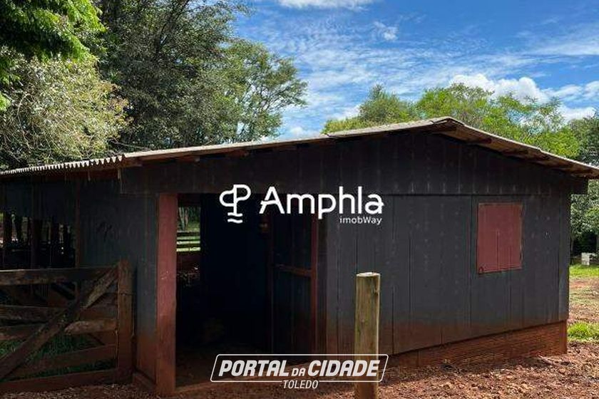 Ch&aacute;cara &agrave; venda - 45351m&sup2; - Zona Rural
