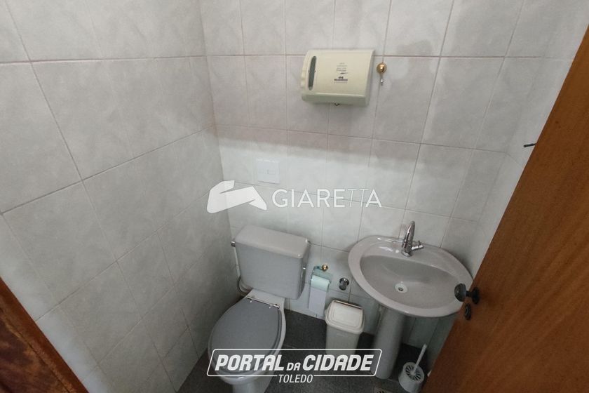 Sala Comercial para alugar - 32m&sup2; - CENTRO
