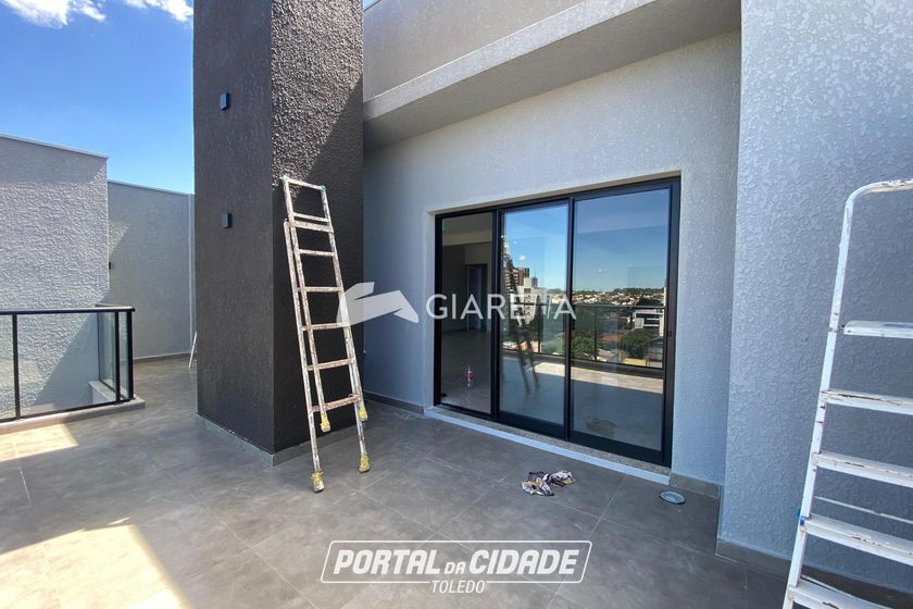 Apartamento para alugar - 130m&sup2; - CENTRO