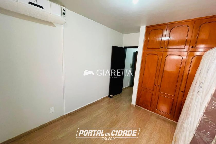 Apartamento &agrave; venda - 137m&sup2; - CENTRO