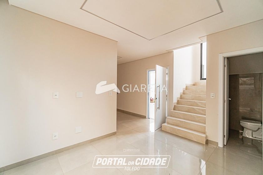 Sobrado &agrave; venda - 119m&sup2; - JARDIM GISELA