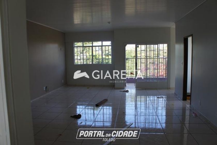 Apartamento para alugar - 130m&sup2; - CENTRO