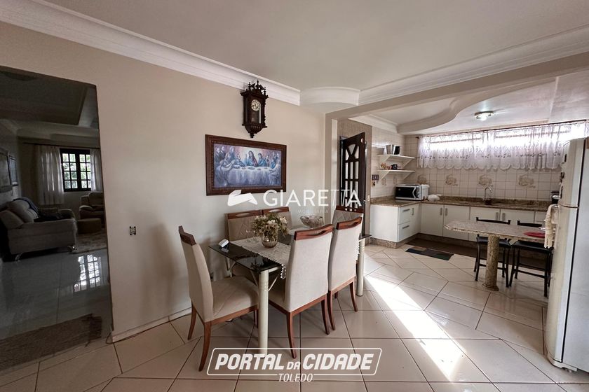 Sobrado para alugar - 257m&sup2; - JARDIM LA SALLE