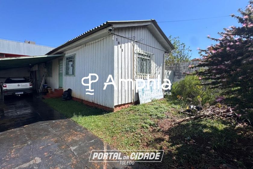 Terreno &agrave; venda - 385m&sup2; - Centro