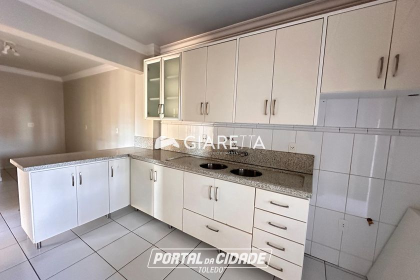 Apartamento para alugar - 183m&sup2; - CENTRO