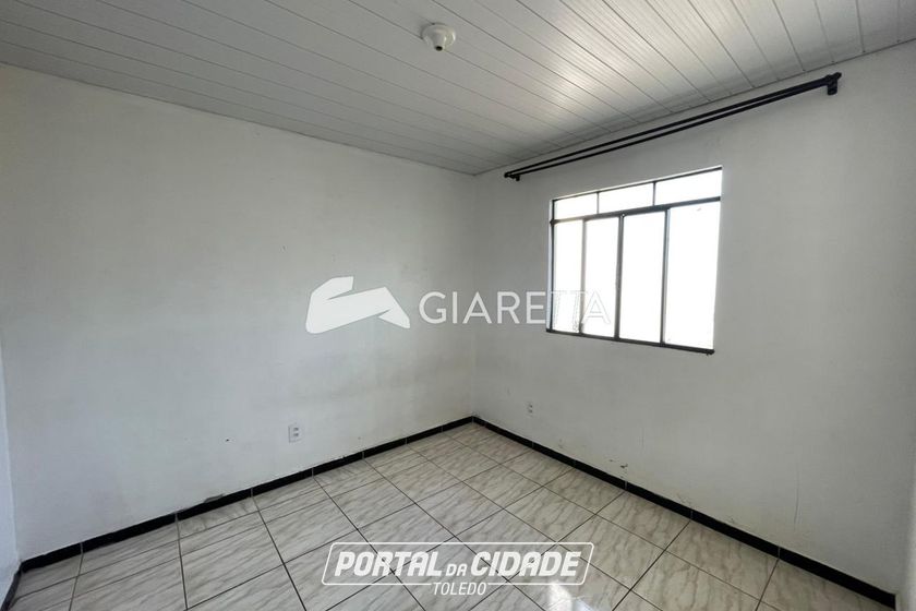 Casa &agrave; venda - 60m&sup2; - JARDIM COOPAGRO