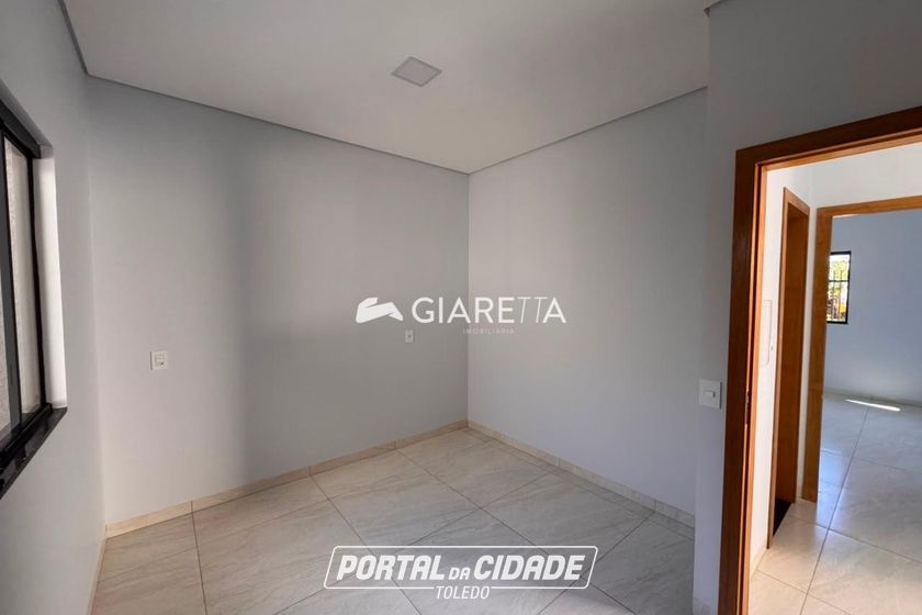 Casa &agrave; venda - 57m&sup2; - JARDIM COOPAGRO