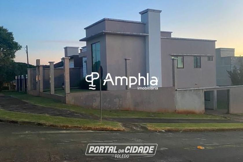 Sobrado &agrave; venda - 223m&sup2; - Alvorada