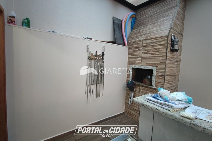 Casa para alugar - 65m&sup2; - JARDIM PANCERA